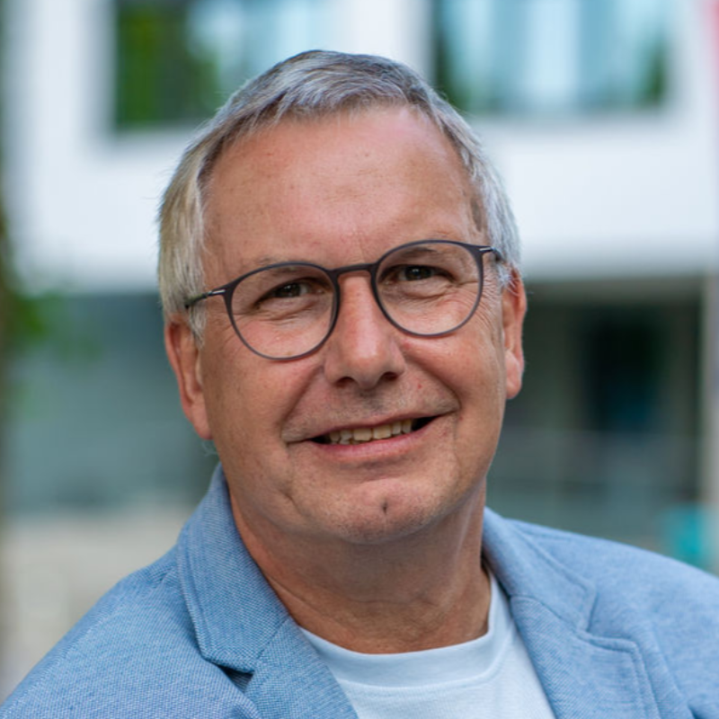  Gerald Wege