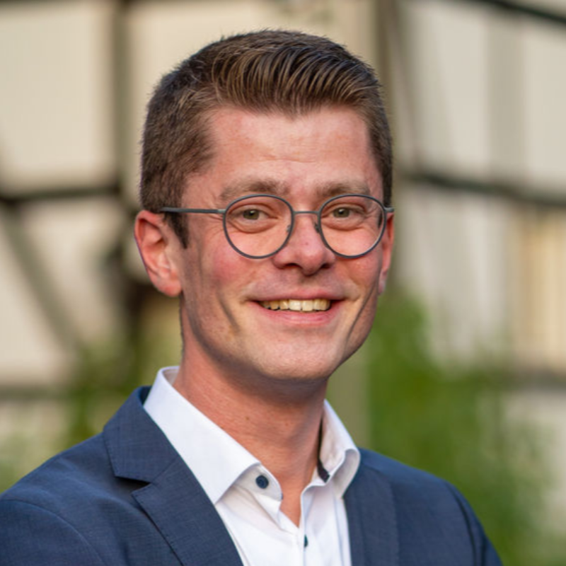  Philipp Khne